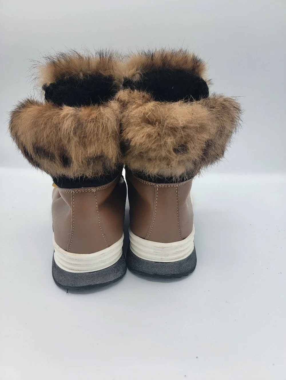 Sesto Meucci Brown Faux Fur Trim Lace-Up Winter Boots with Yellow Laces